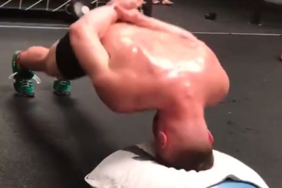 Canelo Strengthening His Neck With His Entire Body Weight