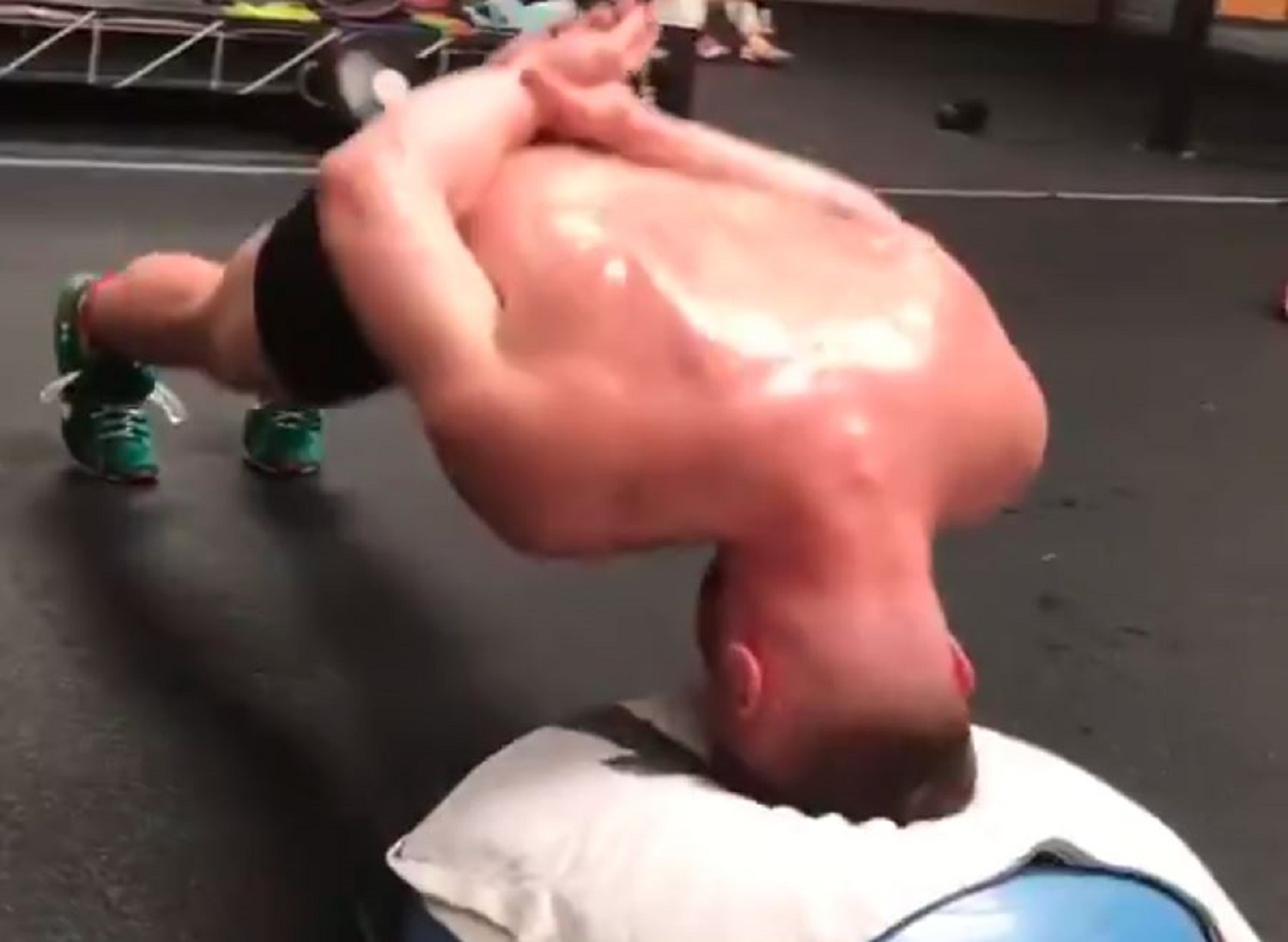 Canelo Strengthening His Neck With His Entire Body Weight