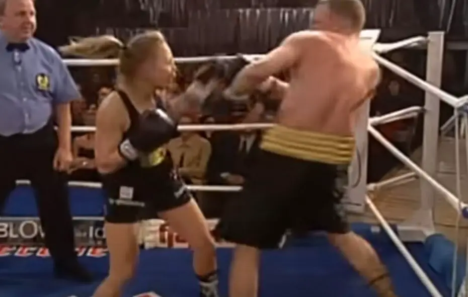 boxer regina halmich is fighting a man stefan raab