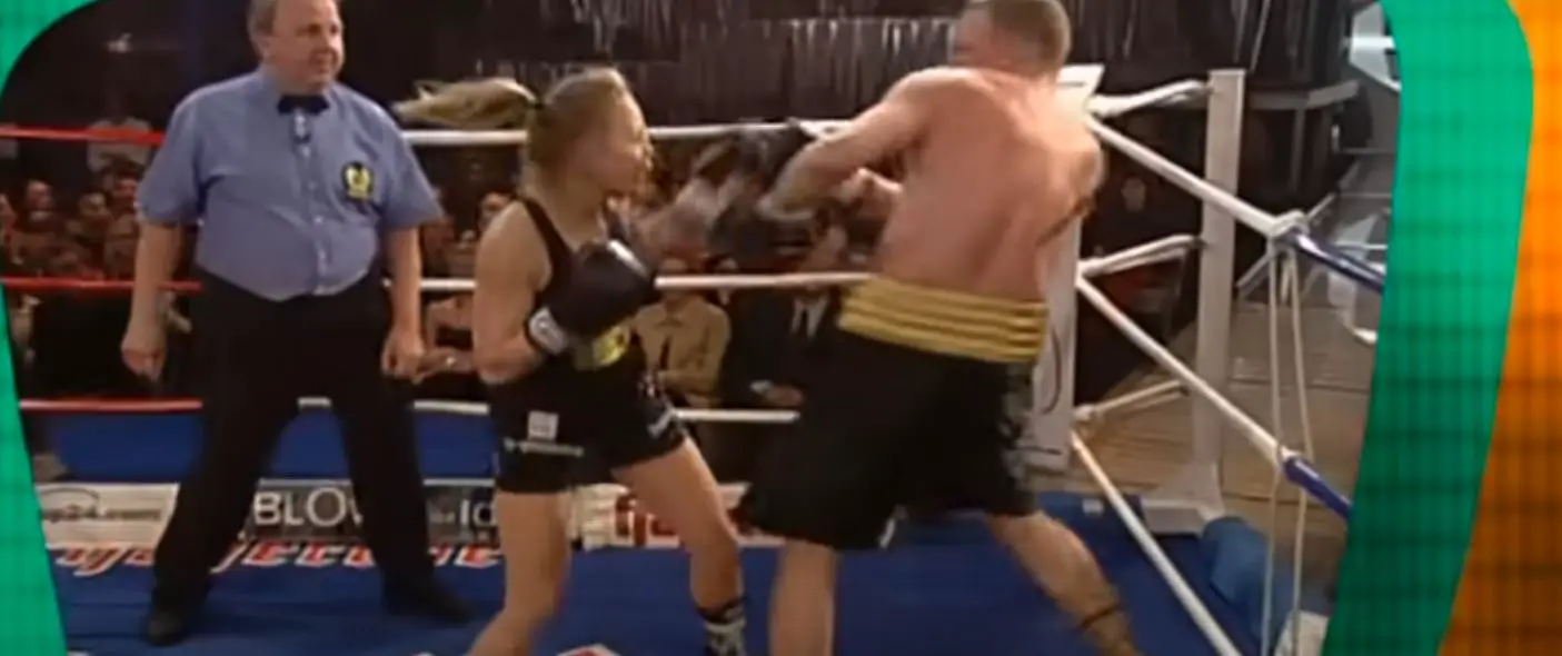 boxer regina halmich is fighting a man stefan raab