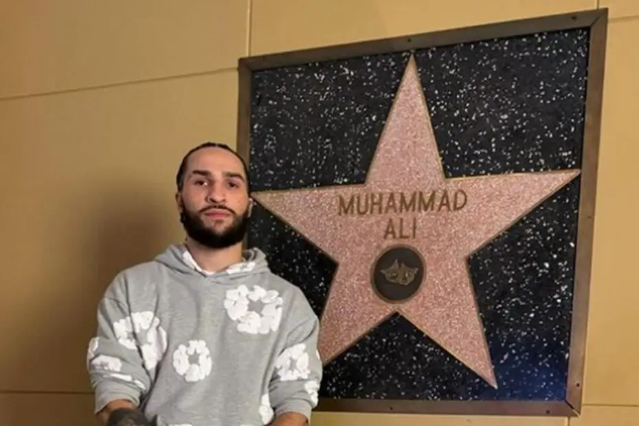 Muhammad Ali Grandson Sees Ali's Star On Hollywood Wall For 1st Time