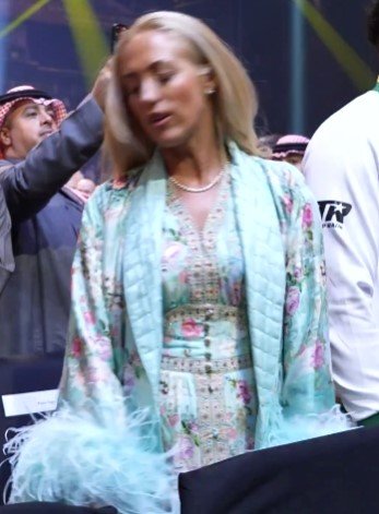 Tyson Fury Wife Reaction To Him Losing To Usyk In Rematch 5 paris 3