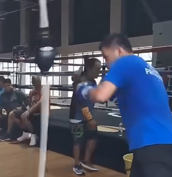 Photos: 46 Year Old Manny Pacquiao Finally Back In Boxing Training For Mario Barrios World Title Fight 7 a3