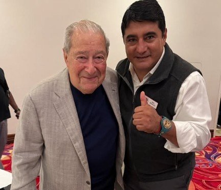 Erik Morales Reunites With Erik Morales At 2025 Boxing Hall Of Fame 4 3t4